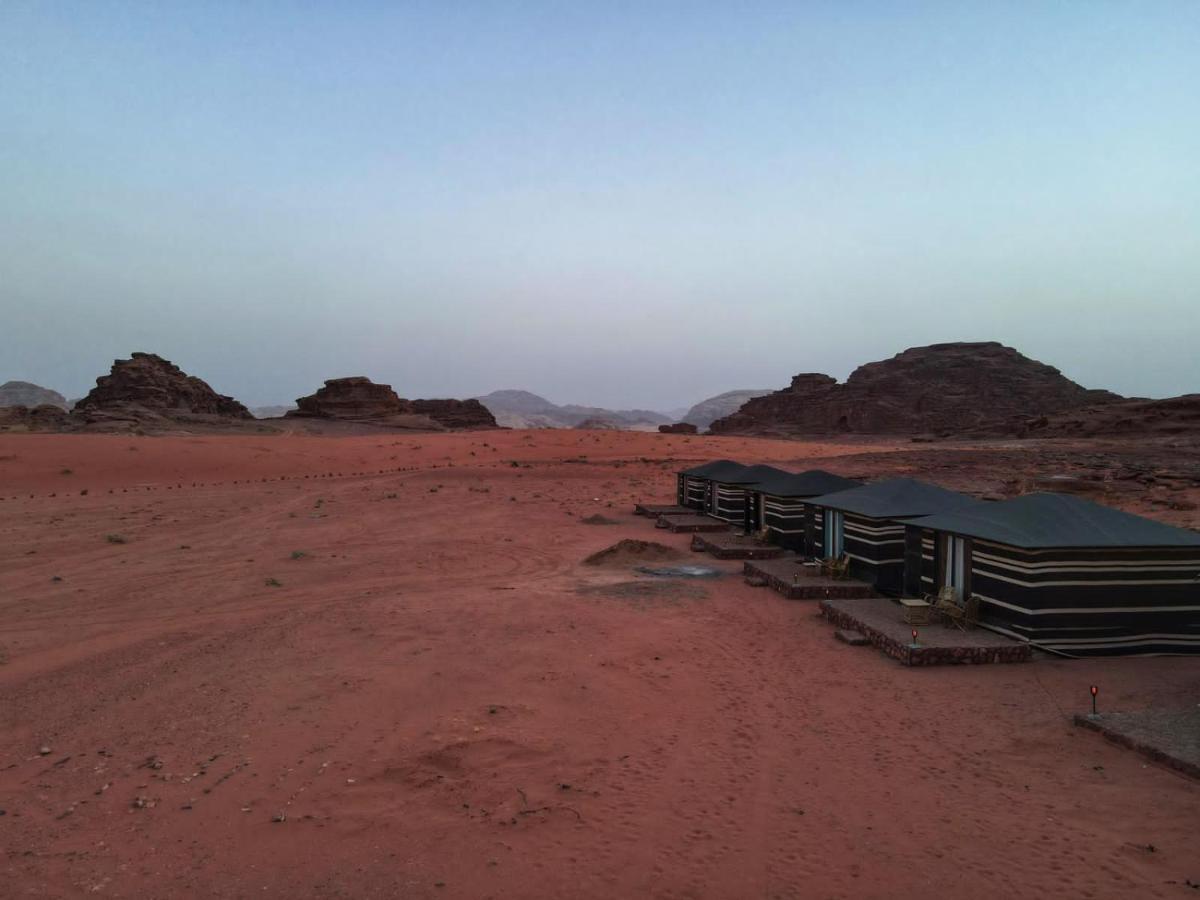 ホテル Salameh'S Bedouin Camp ワディ ・ラム エクステリア 写真