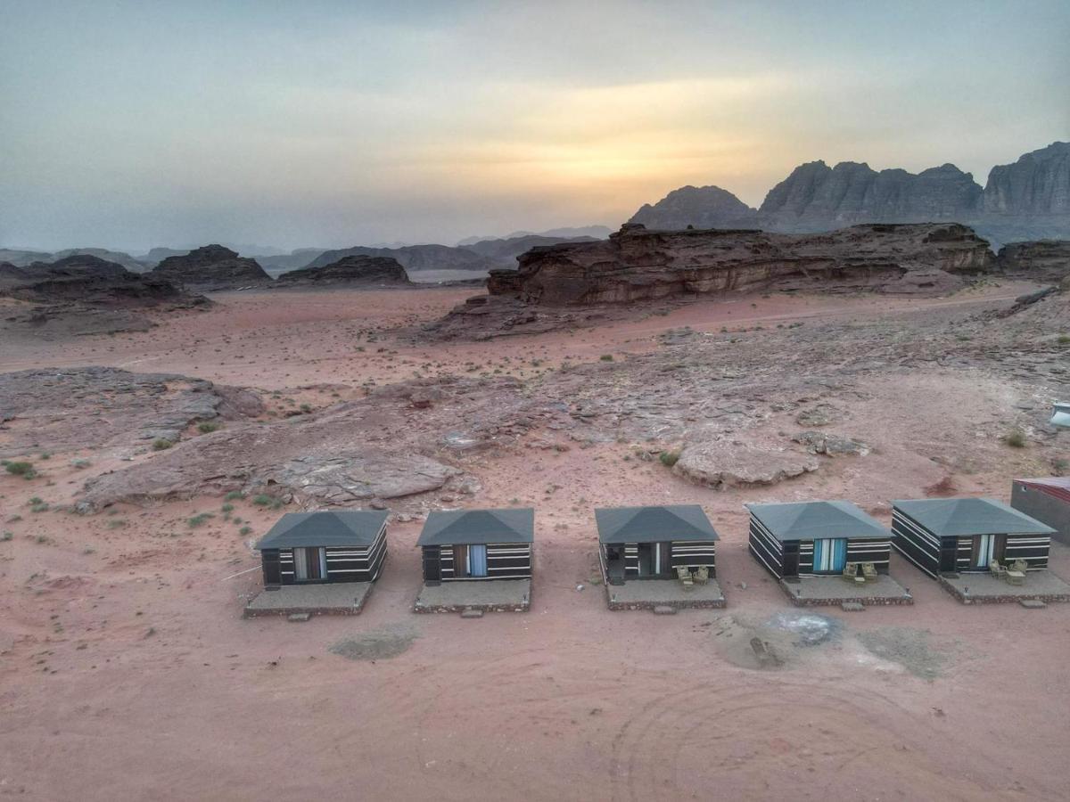 ホテル Salameh'S Bedouin Camp ワディ ・ラム エクステリア 写真