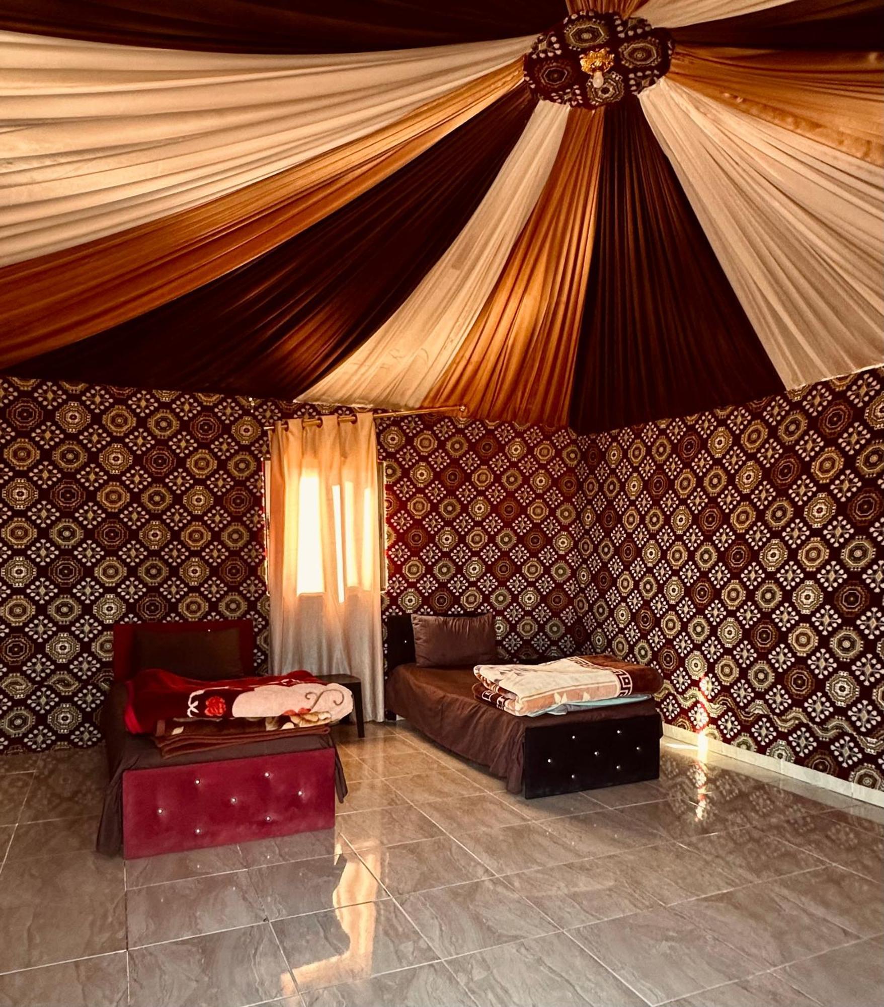 ホテル Salameh'S Bedouin Camp ワディ ・ラム エクステリア 写真