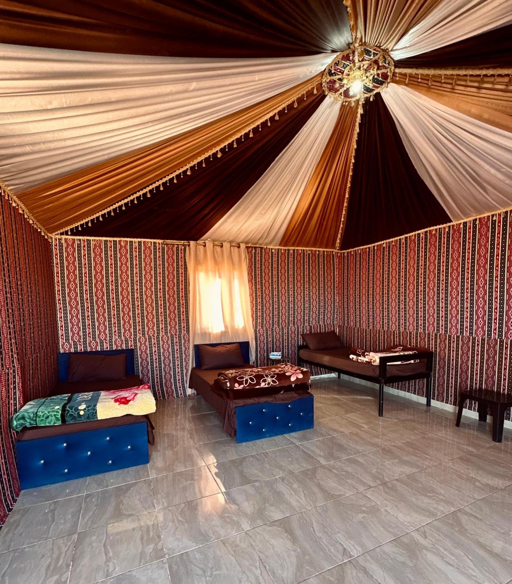 ホテル Salameh'S Bedouin Camp ワディ ・ラム エクステリア 写真
