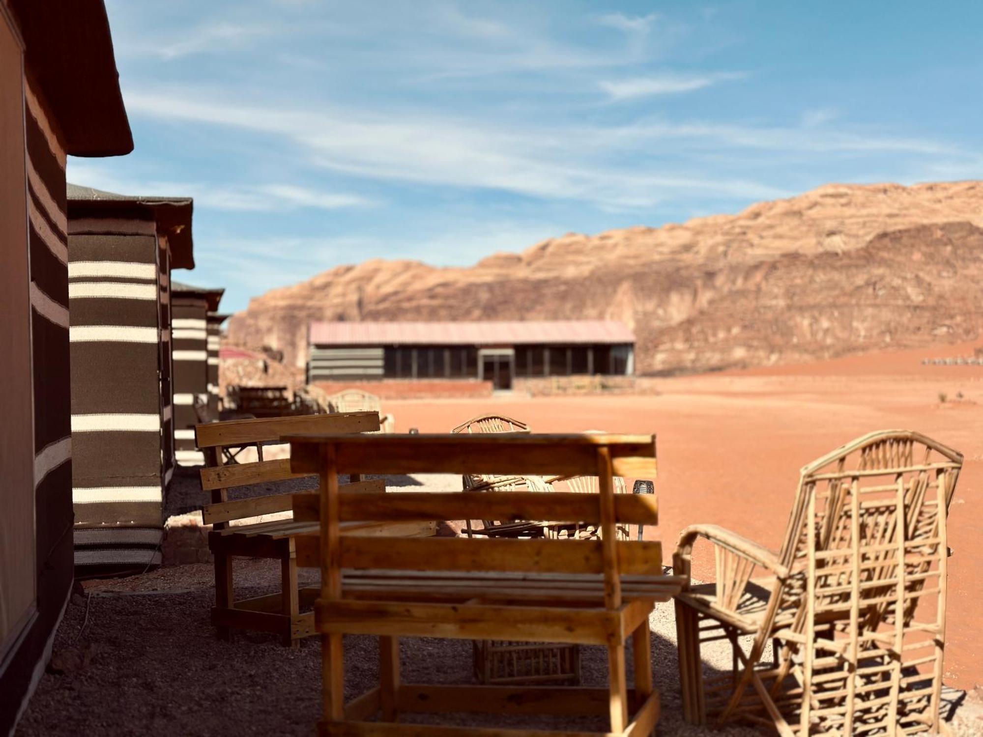 ホテル Salameh'S Bedouin Camp ワディ ・ラム エクステリア 写真